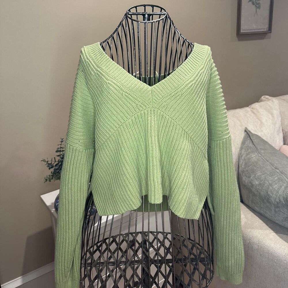 Unbranded Women's Green Jumper